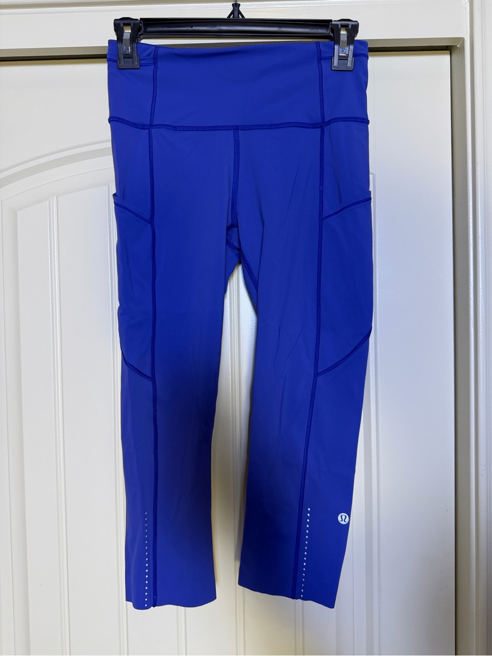 Lululemon run inspire crop blue leggings size 6